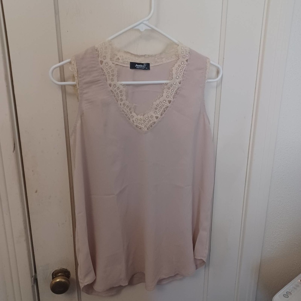 Jonivey Women's Ivory Tank Top sz S